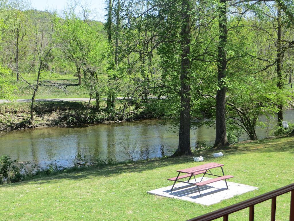 River Place Inn Pigeon Forge Eksteriør bilde